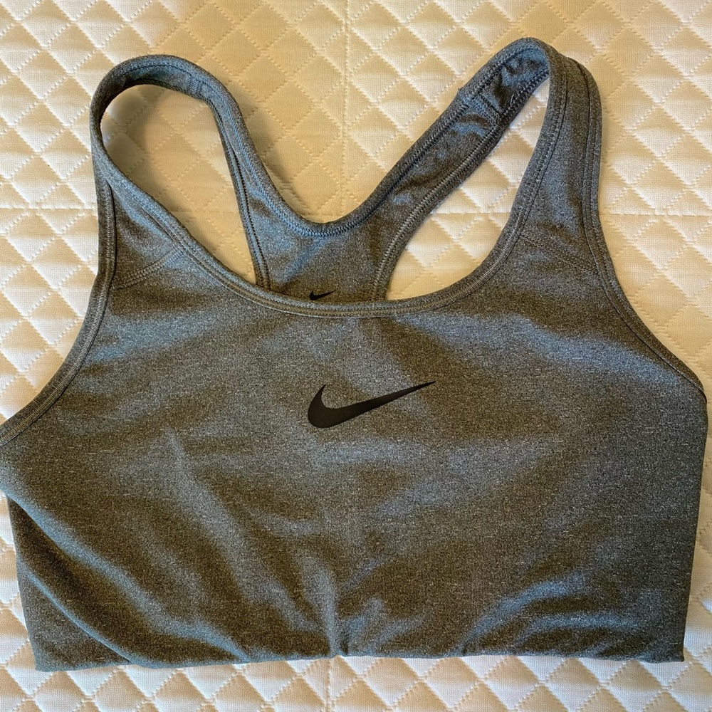 nike sports bra
